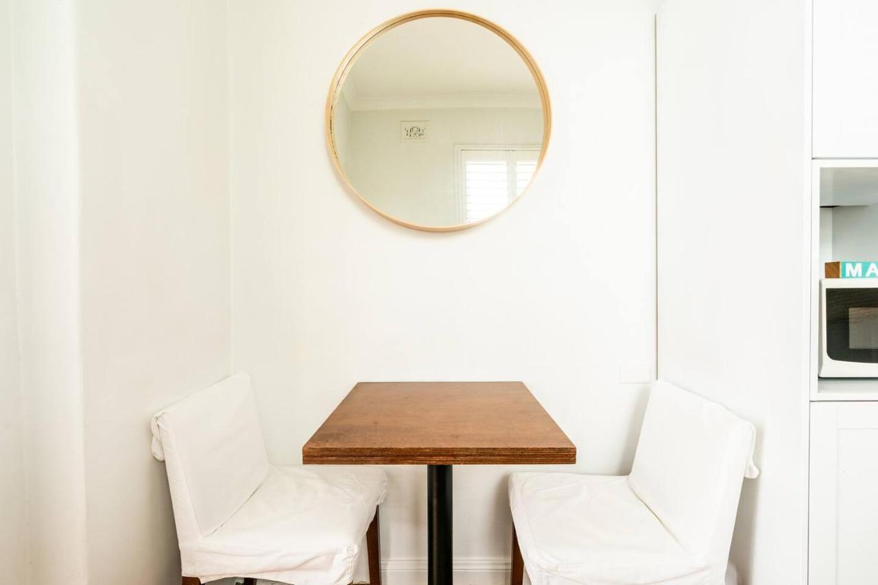 The Little Palm - Prime Locale Between And Wharf Apartment *