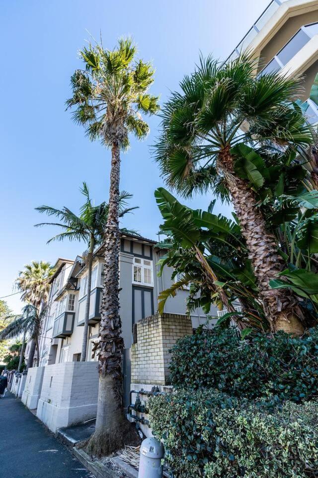 The Little Palm - Prime Locale Between And Wharf *